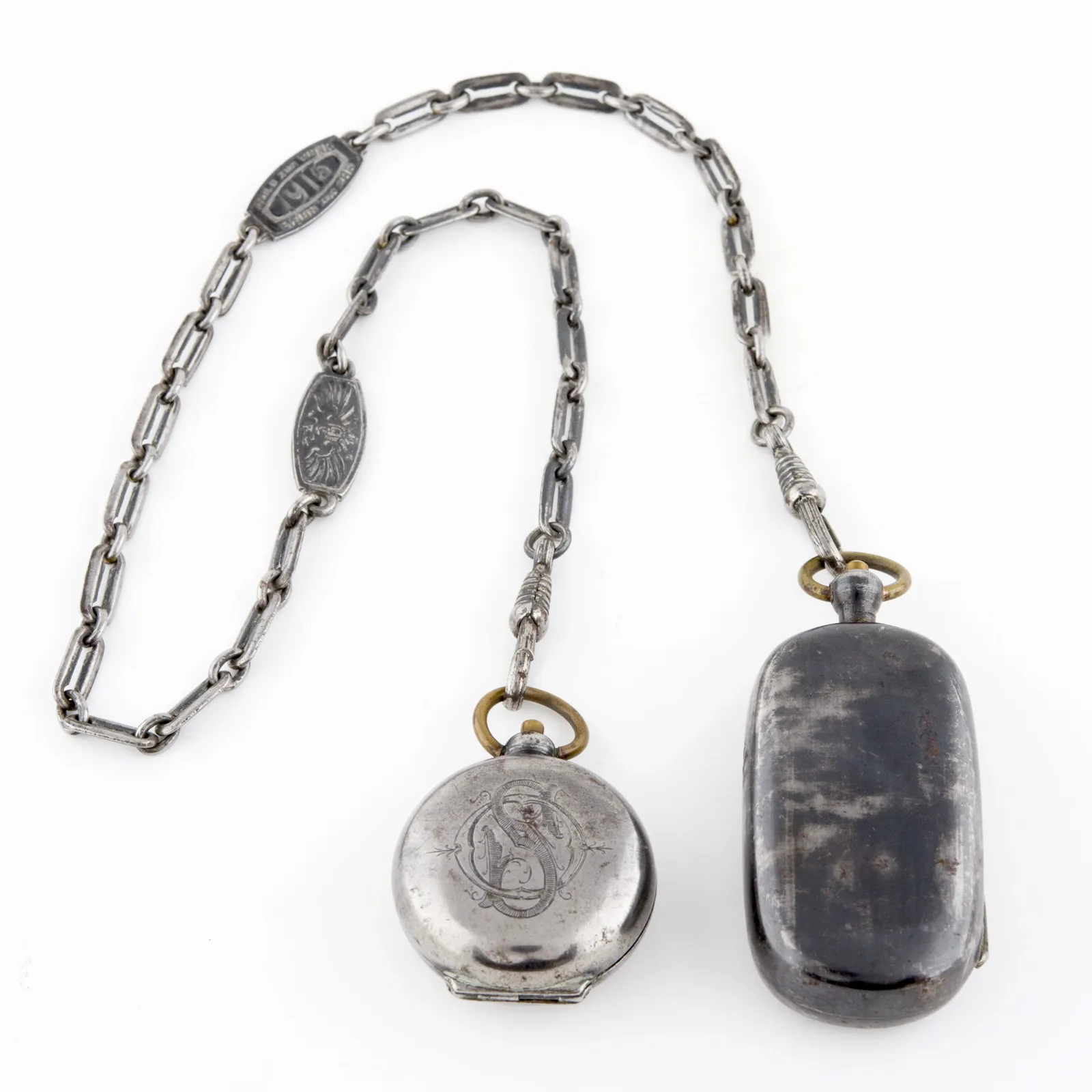 Miniatura del objeto Chatelaine para monedas